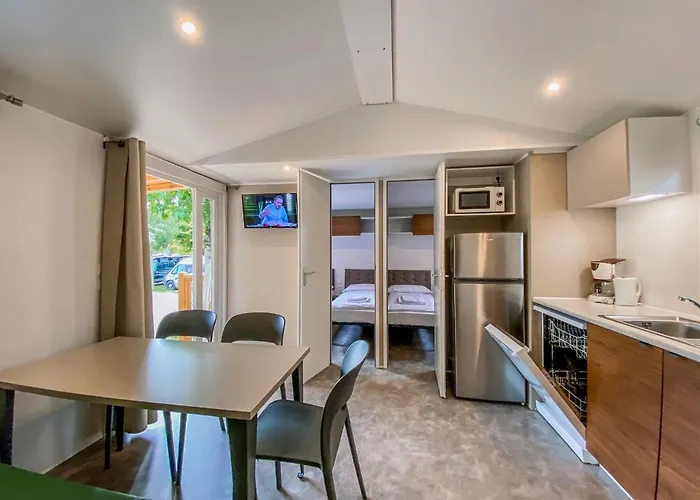 Serenella 캠프장 3*